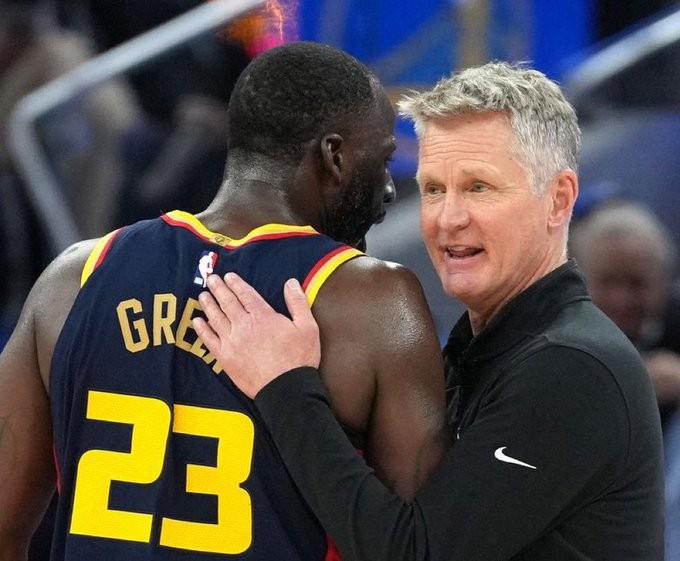 记者:勇士不会禁赛或罚款追梦,并对他当时主动离场感到高兴